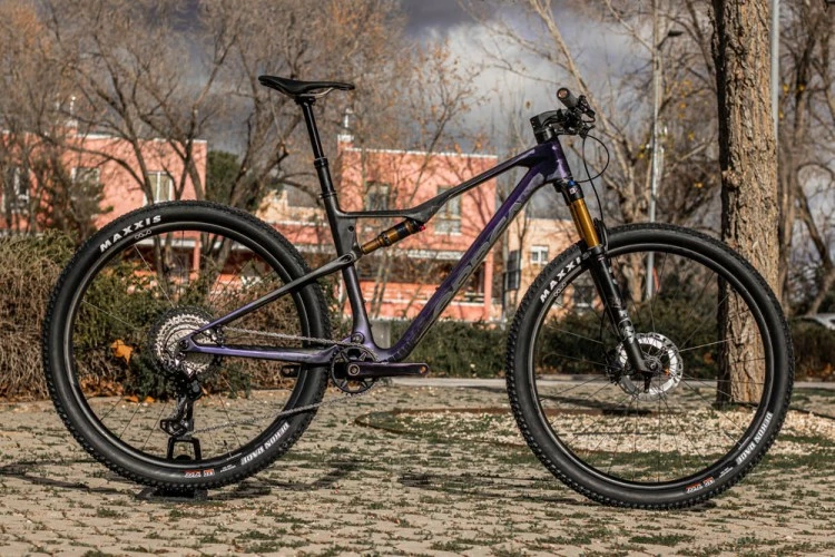 BICICLETA MONTAÑA DOBLE SUSPENSIÓN ORBEA OIZ M-PRO 2023 - Imagen 4